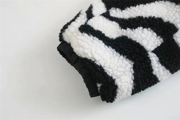 Zebra Desenli Peluş Ceket